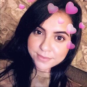 Meet your Posher, Monica